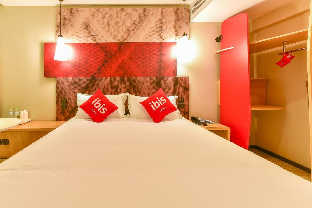 Ibis Hotel Guilin Railway Station Bagian luar foto