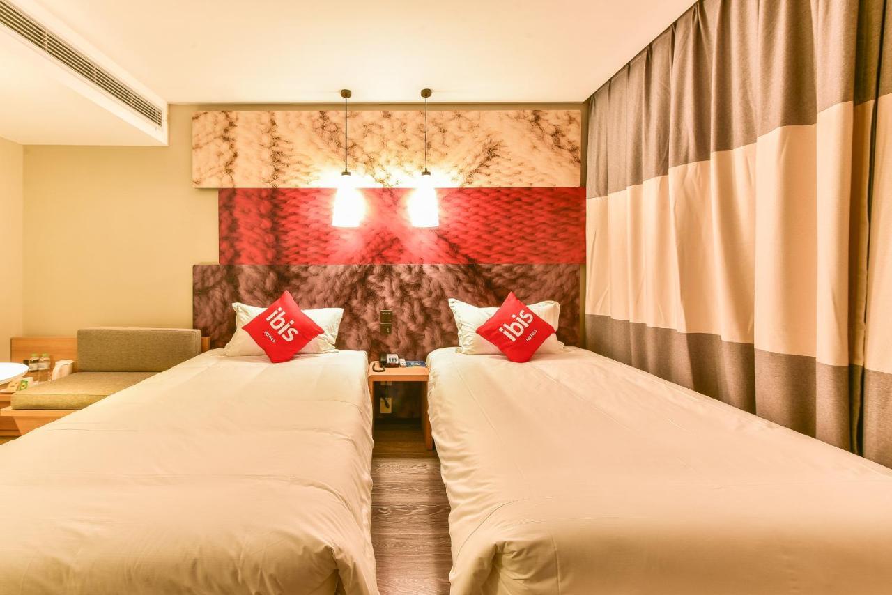 Ibis Hotel Guilin Railway Station Bagian luar foto